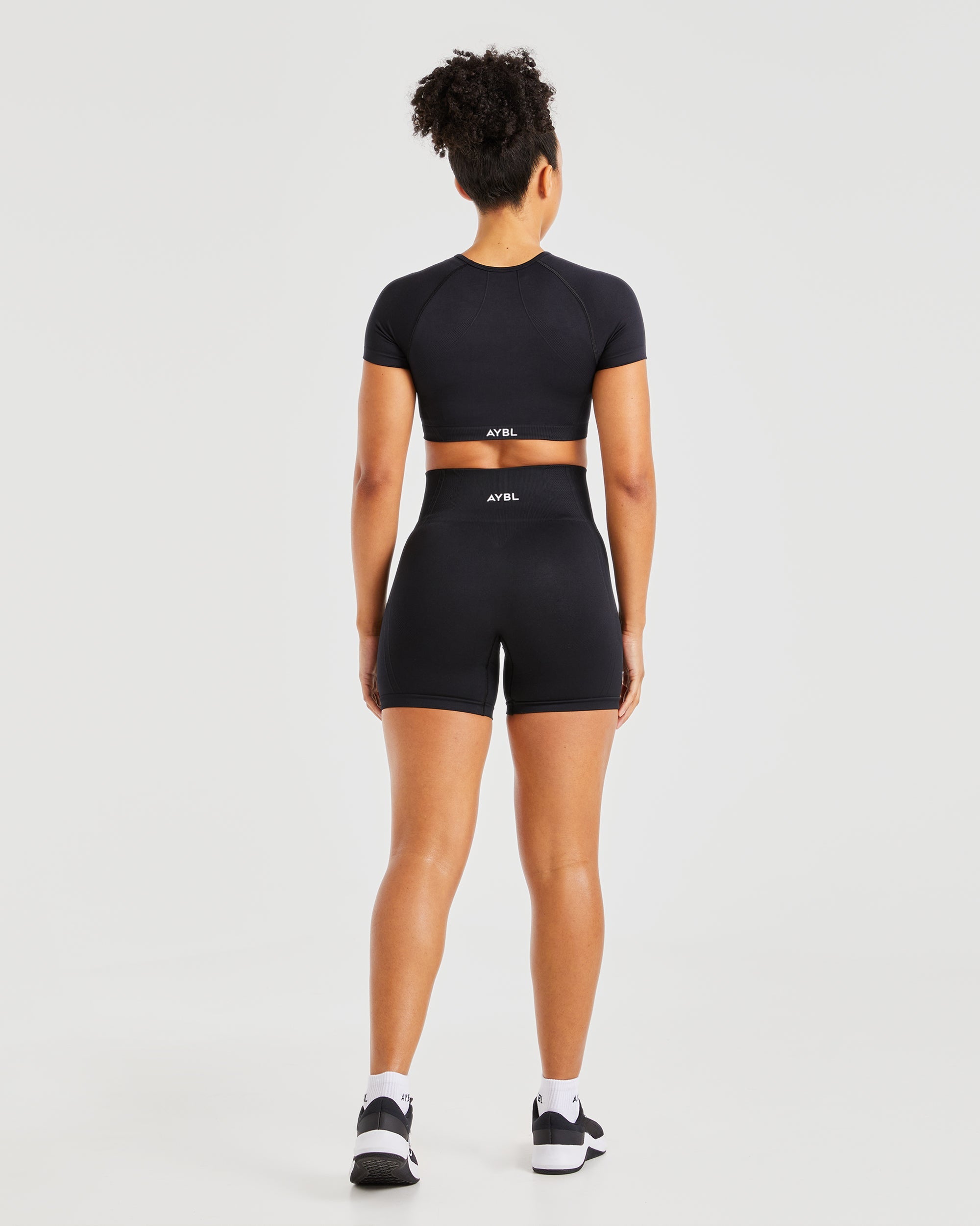 Balance V3 Seamless Crop Top - Black