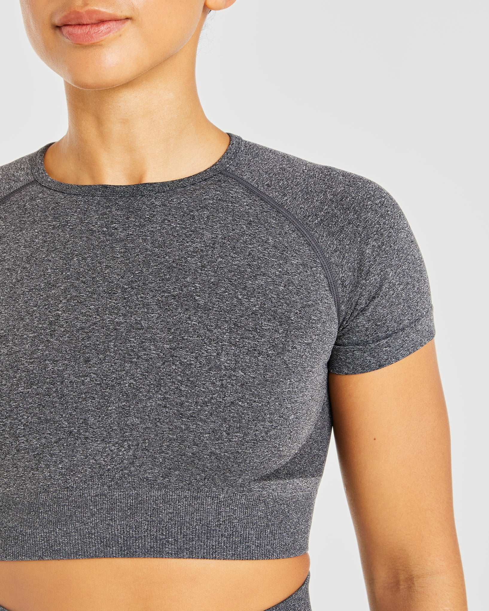 Empower Seamless Crop Top - Black Marl