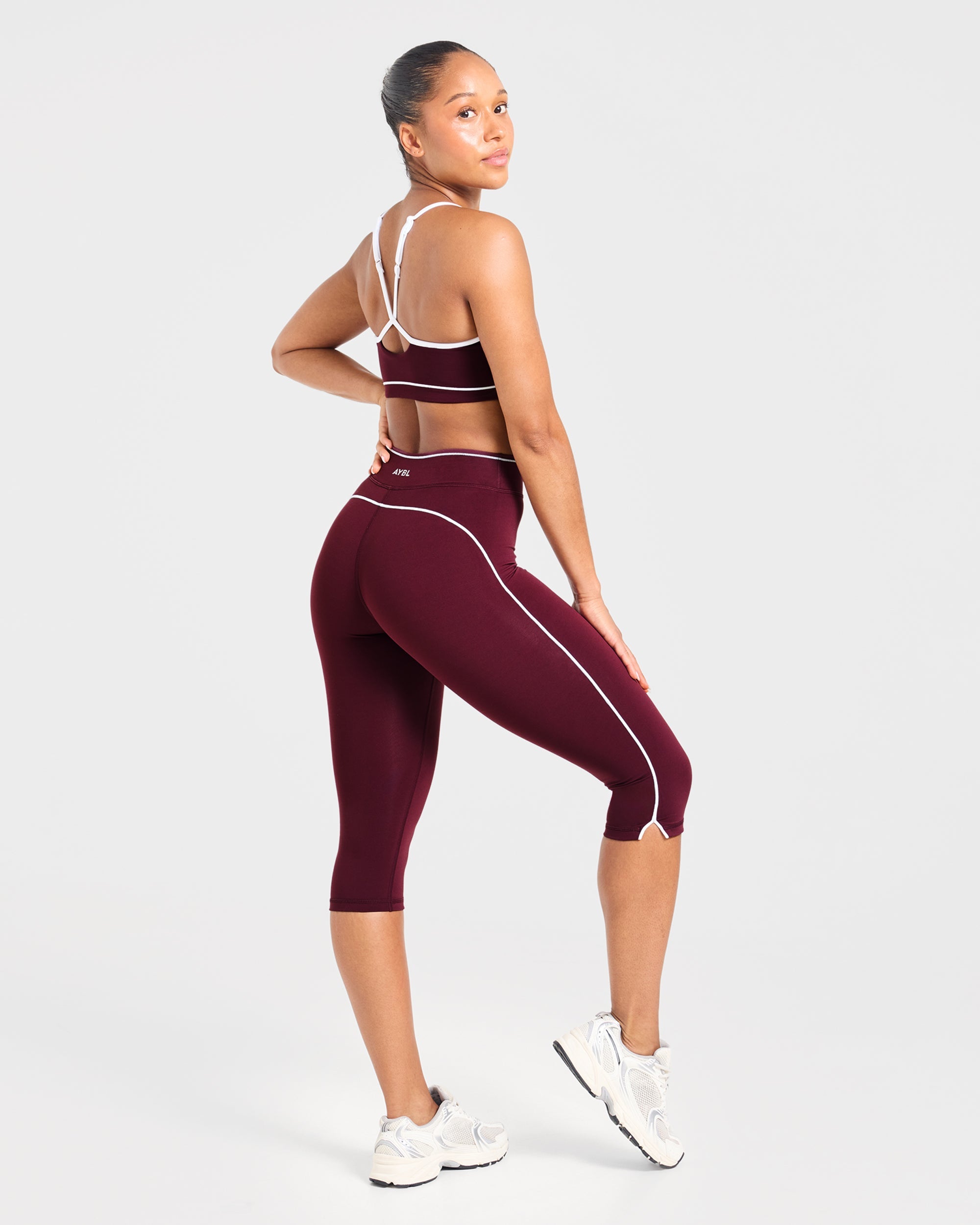 Form Capris - Deep Mulberry