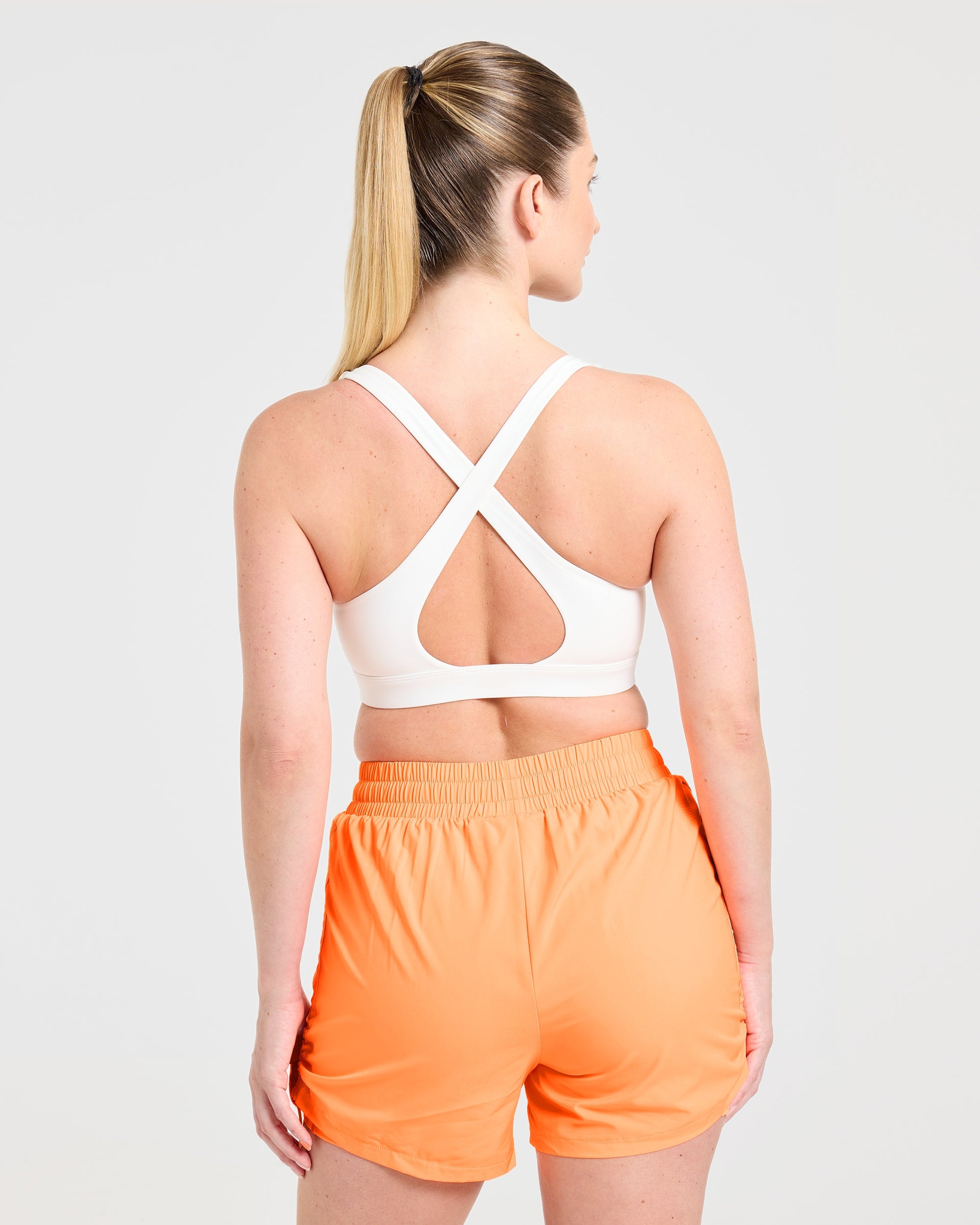 Run Cross Back Sports Bra - White