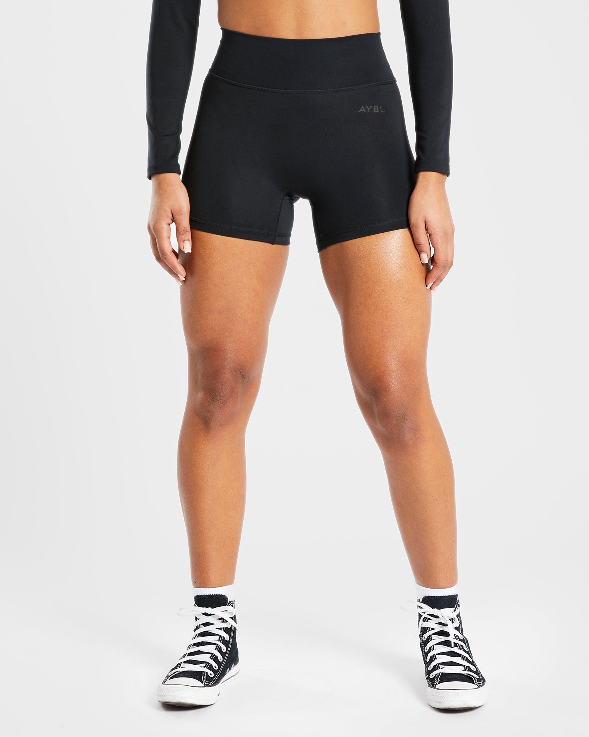 Staple Shorts - Black