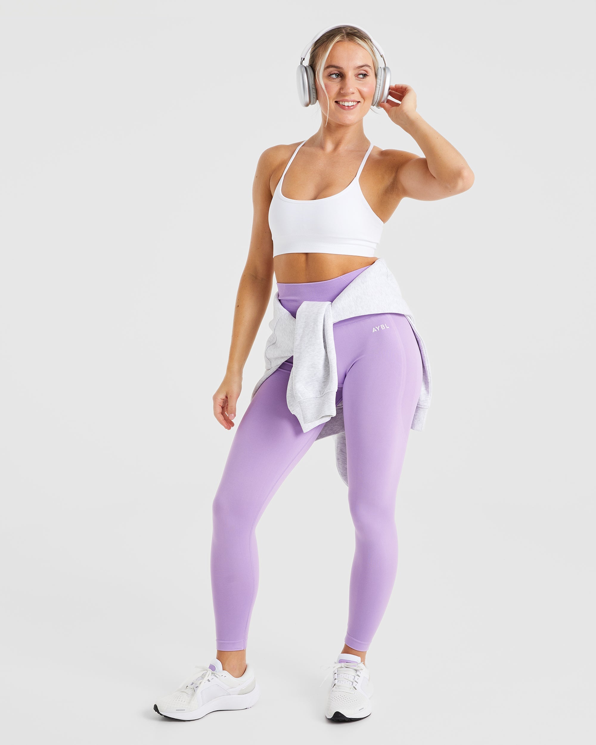 Empower Seamless Sports Bra - White