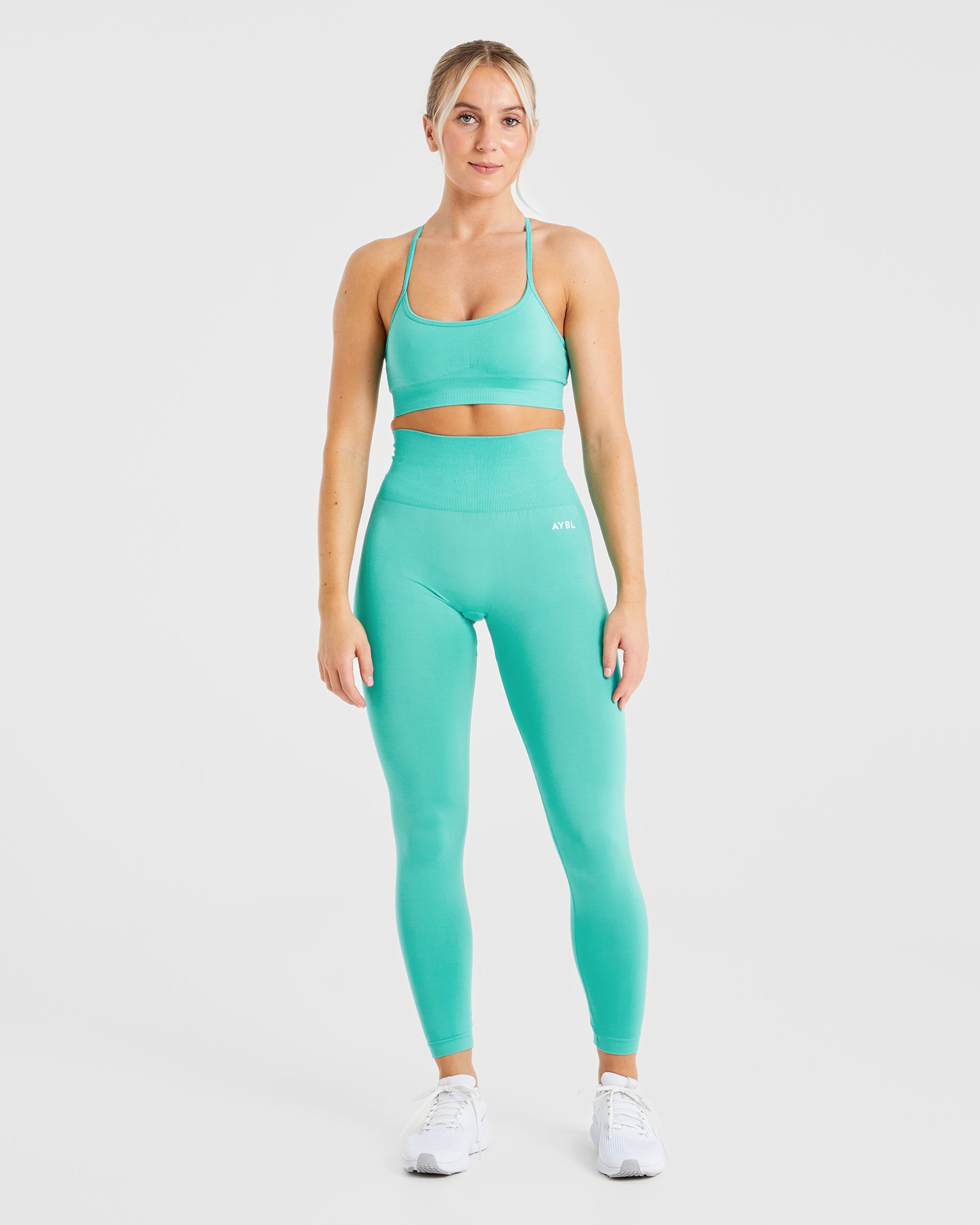 Empower Seamless Sports Bra - Jade Green