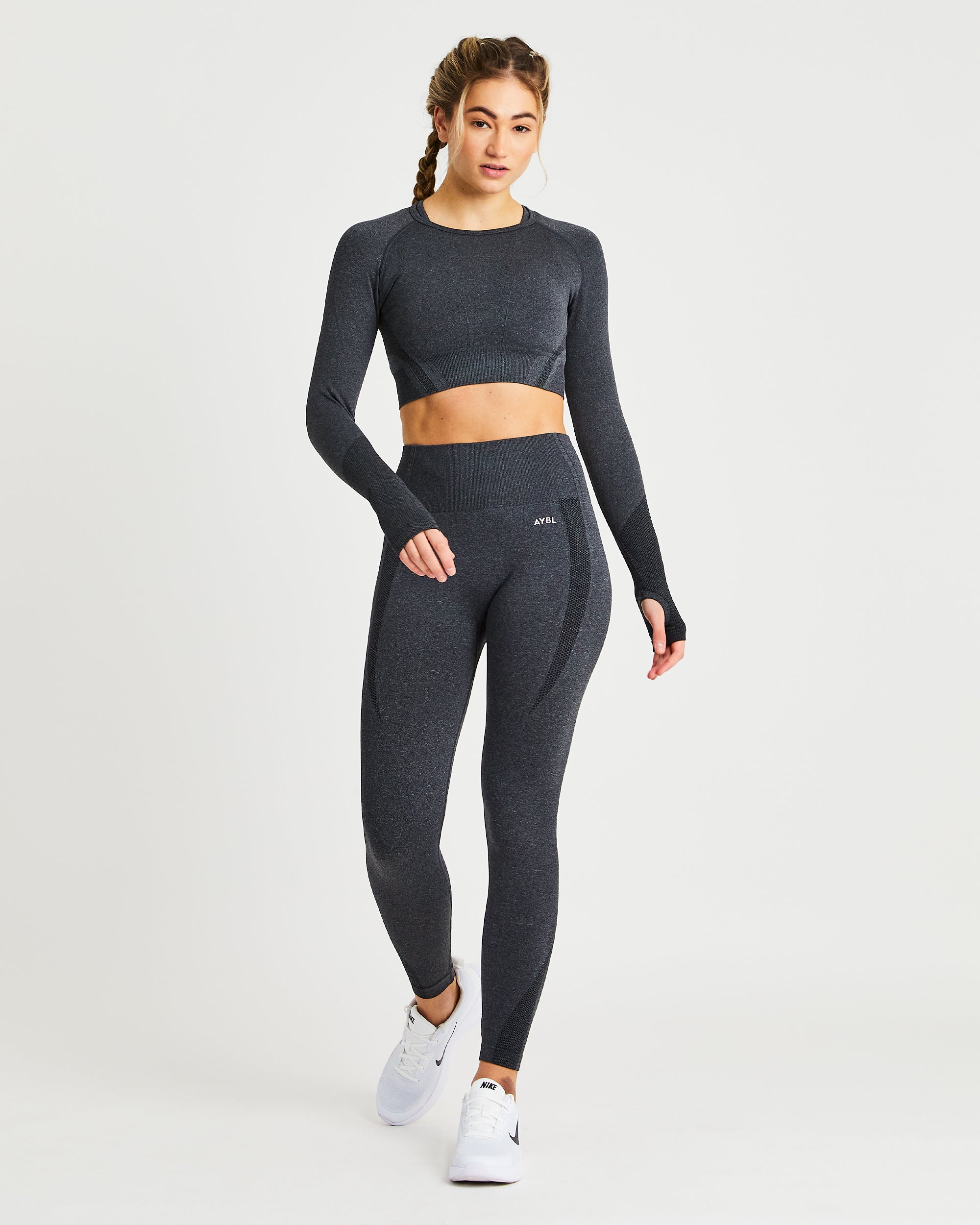 Balance V2 Seamless Long Sleeve Crop Top - Speckle Black