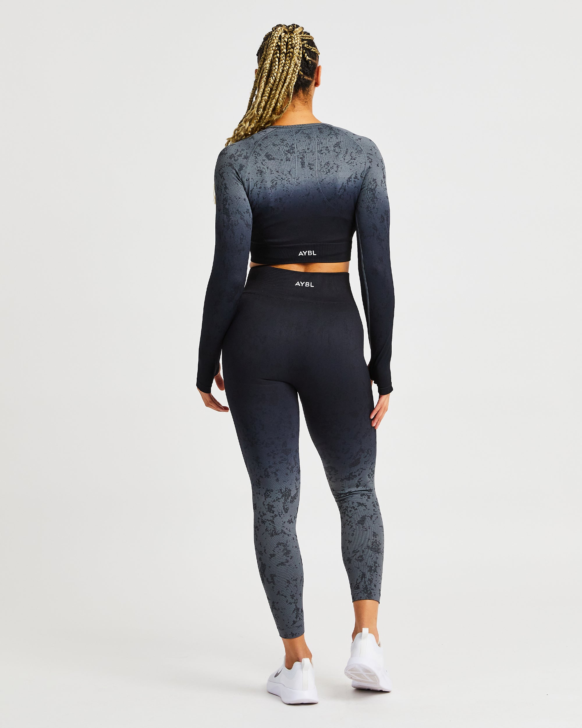 Flare Seamless Long Sleeve Crop Top - Black