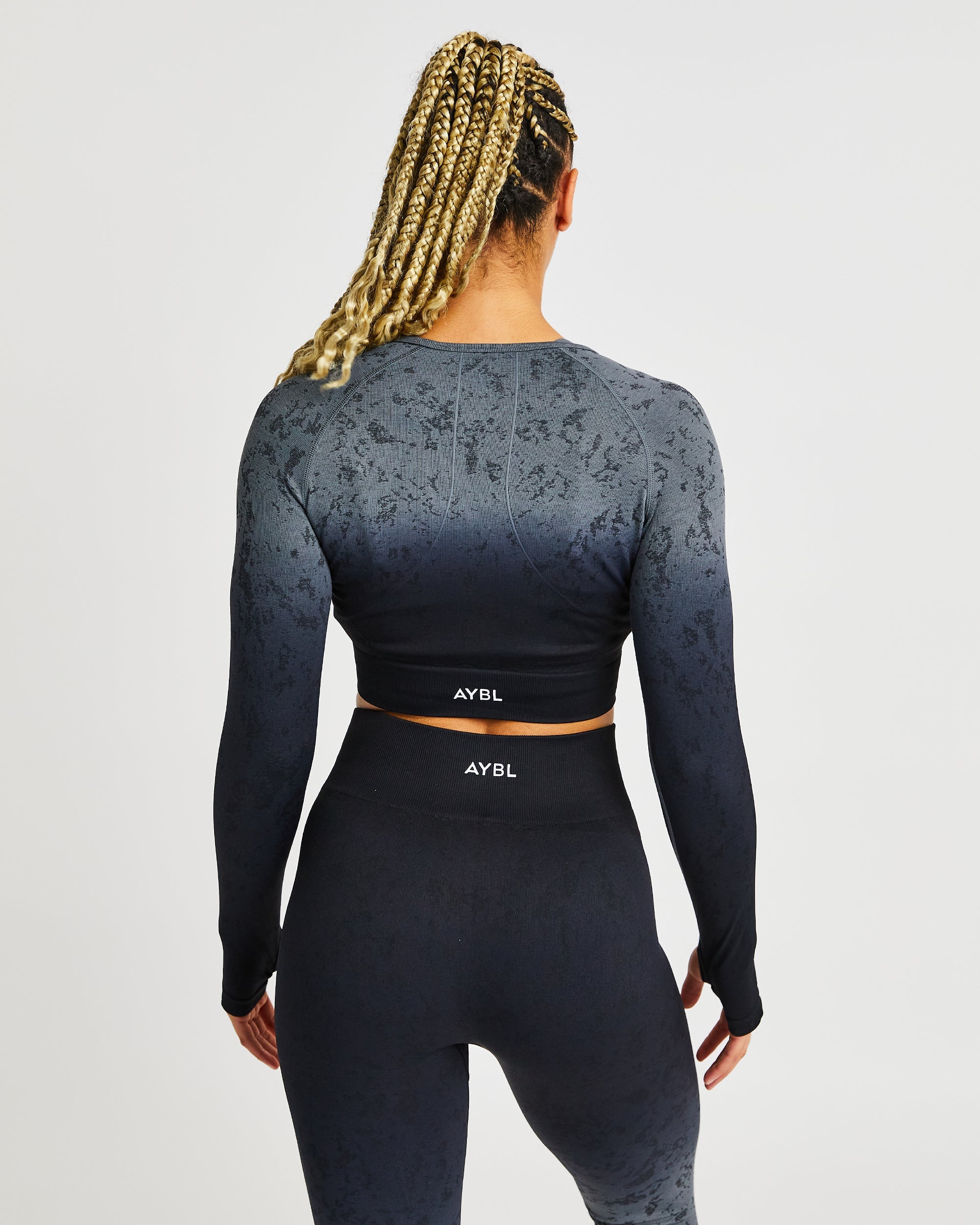 Flare Seamless Long Sleeve Crop Top - Black