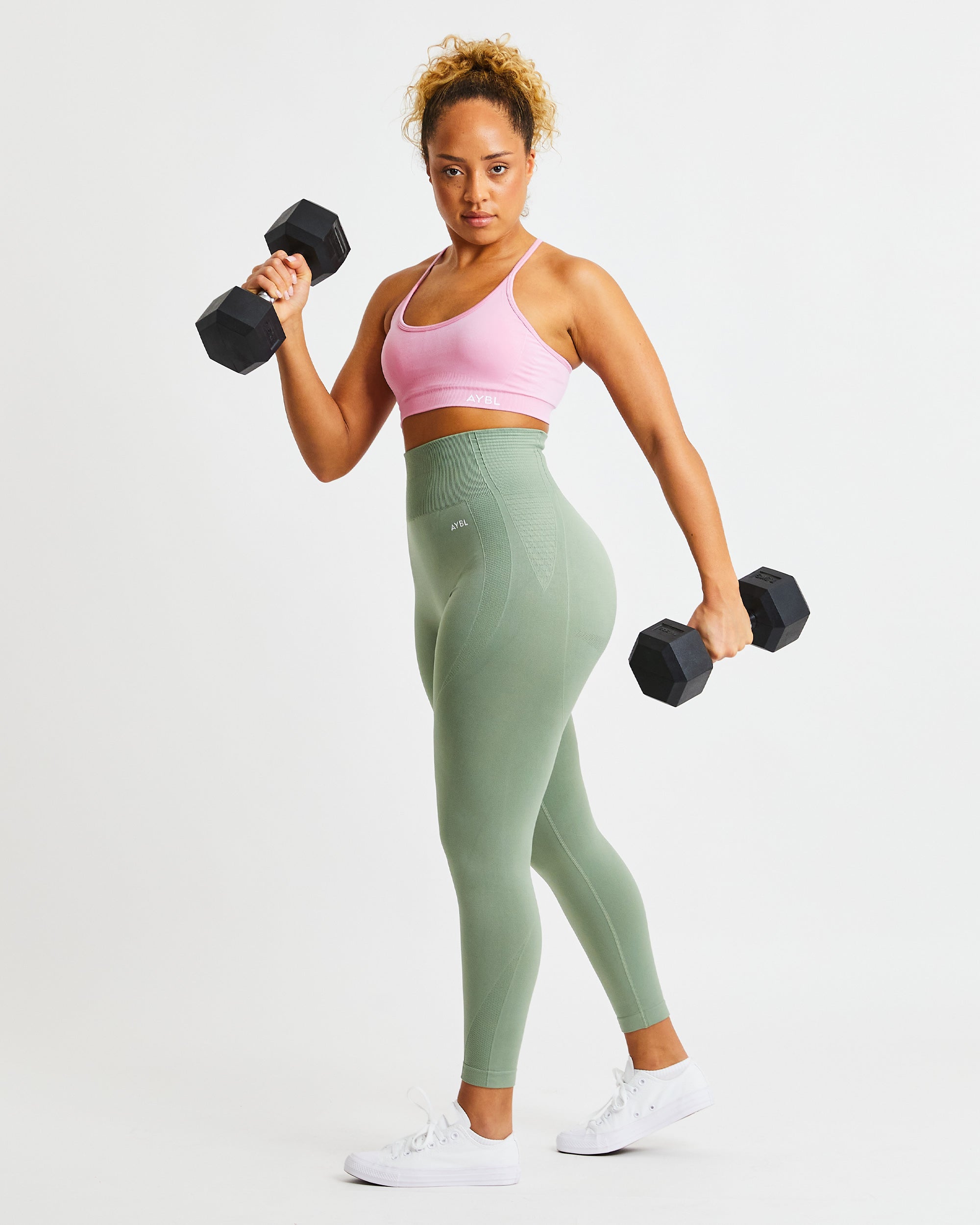 Essential Seamless V Neck Sports Bra - Baby Pink