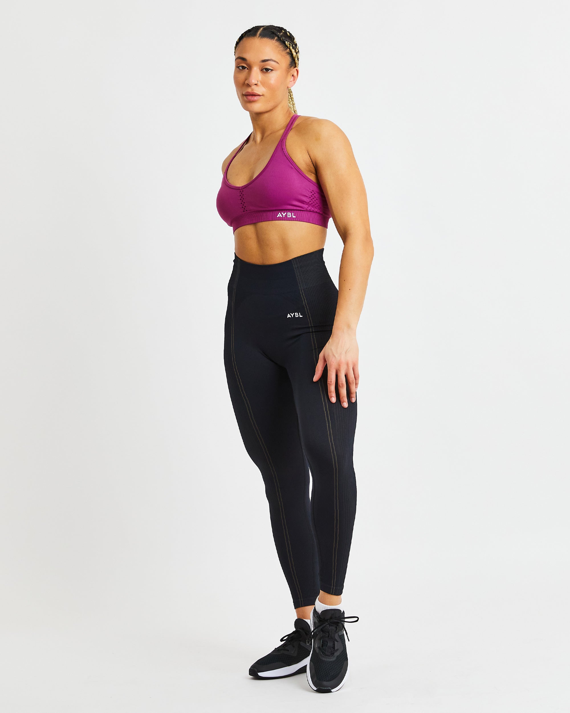 Essential Seamless Strappy Sports Bra - Magenta