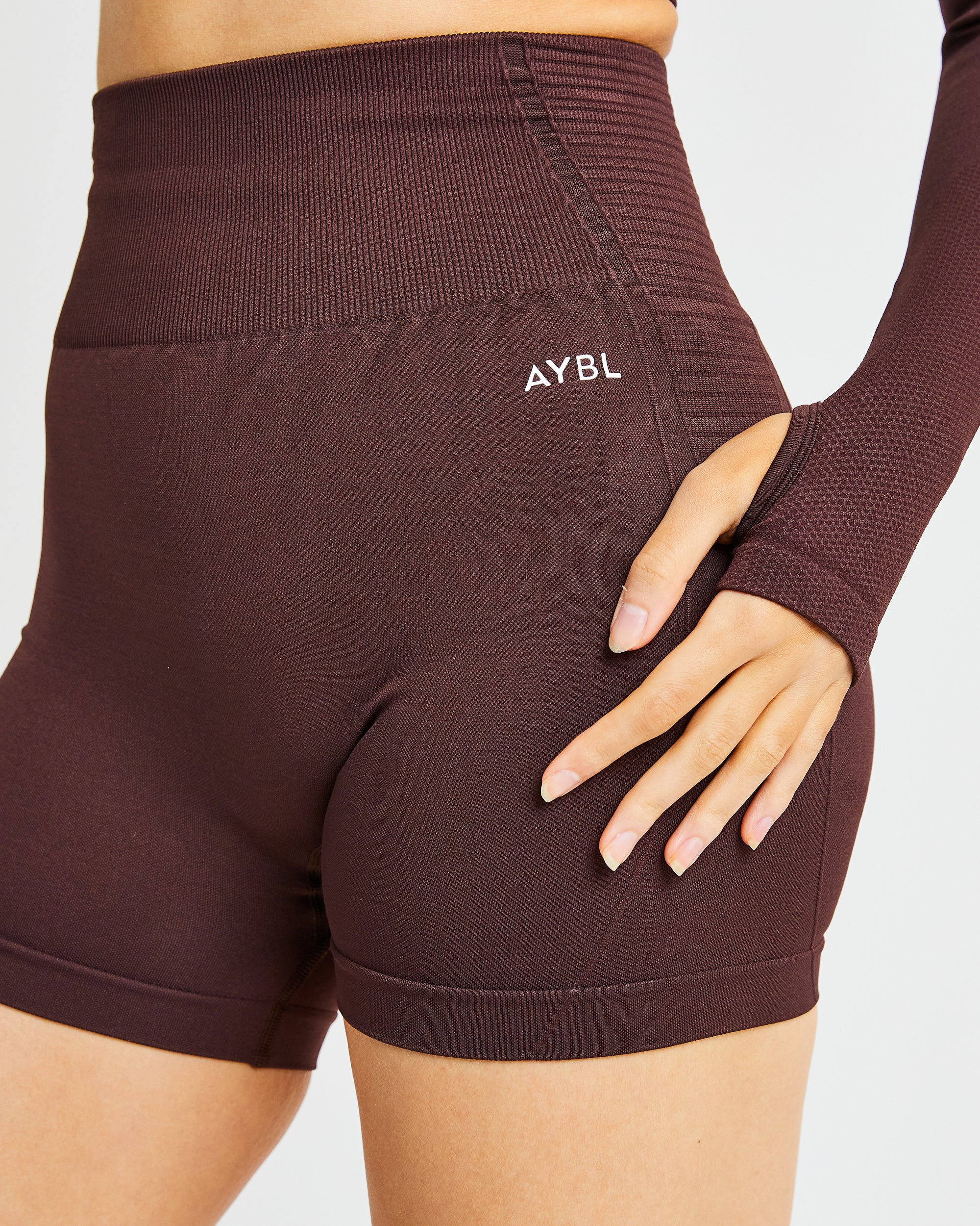 Balance V2 Seamless Shorts - Chocolate Brown