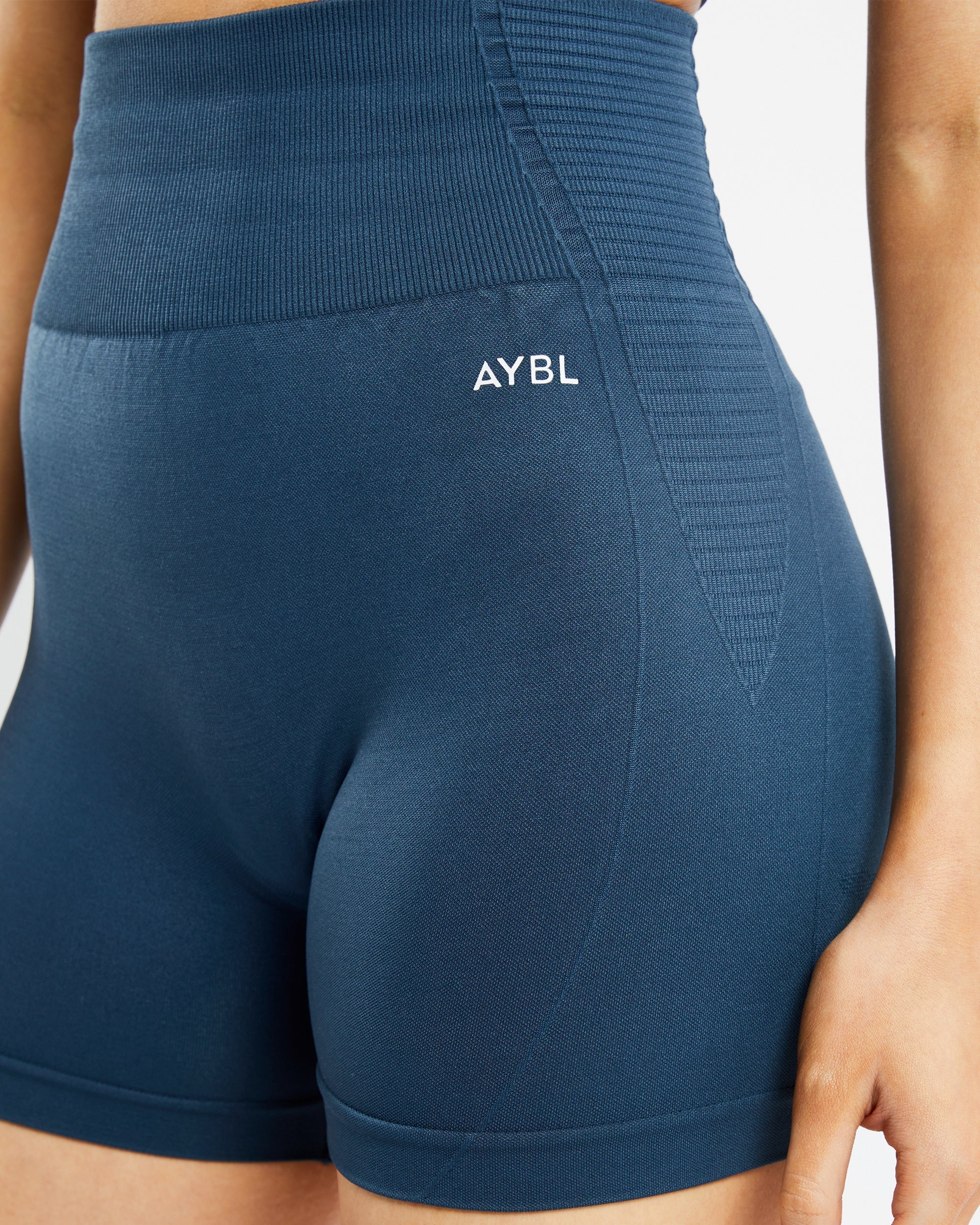 Balance V2 Seamless Shorts - Marine Blue