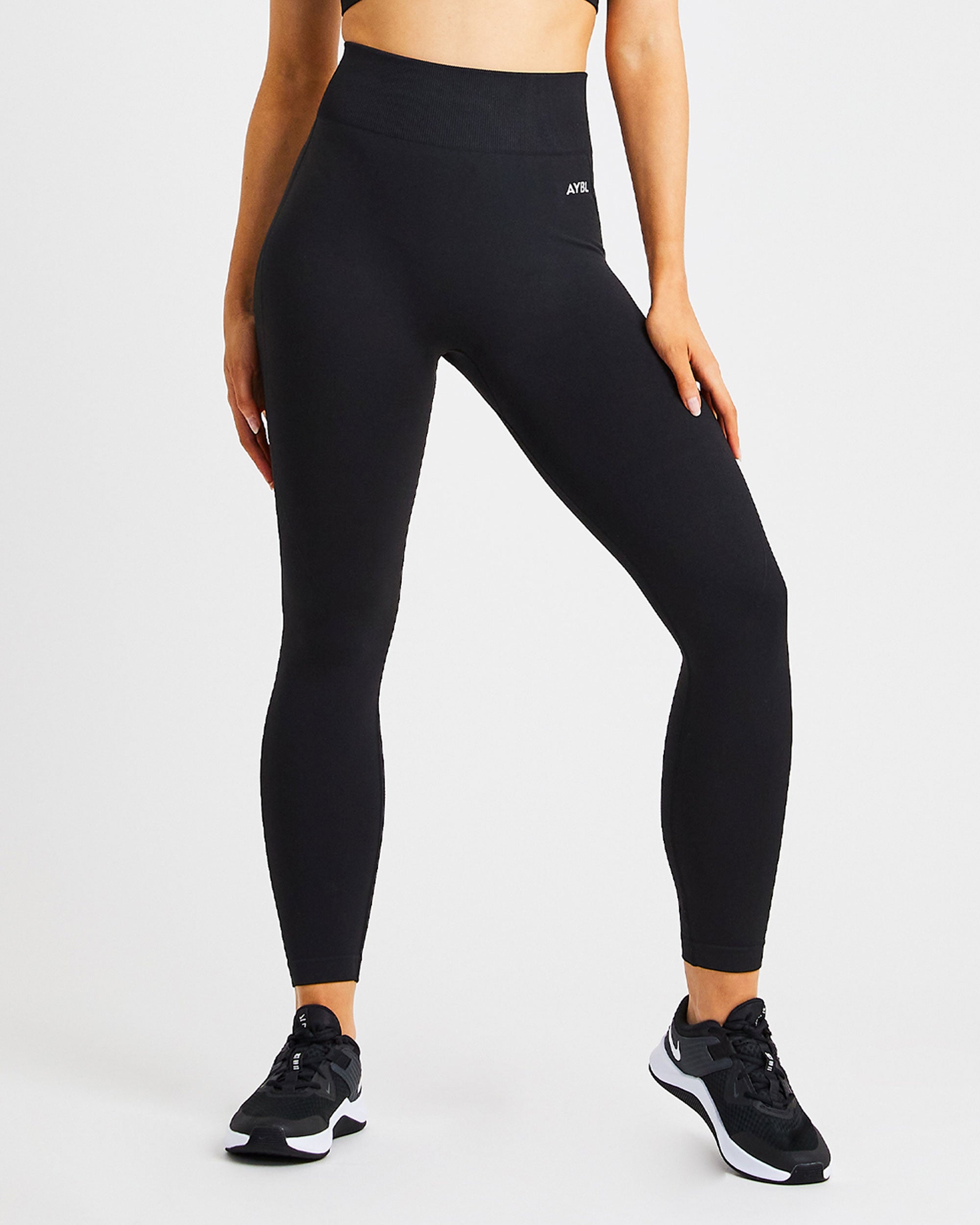 Pulse Seamless Leggings - Black