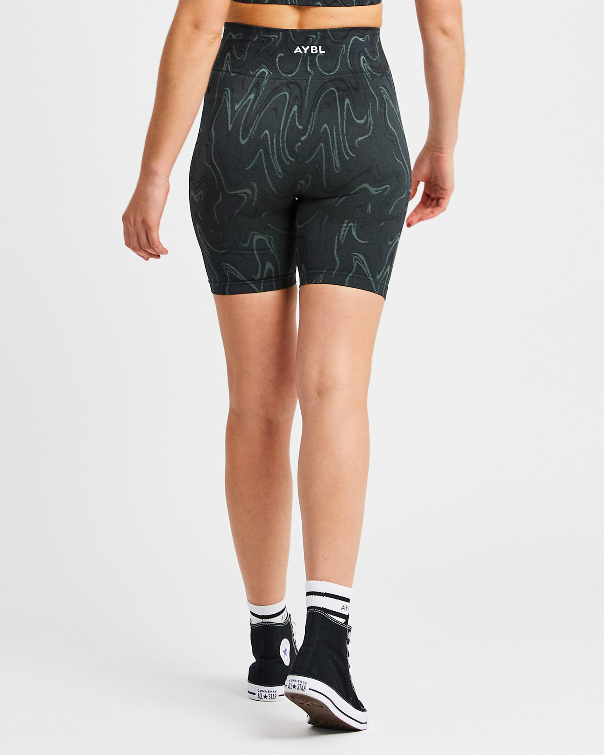 Velocity Seamless Shorts - Black