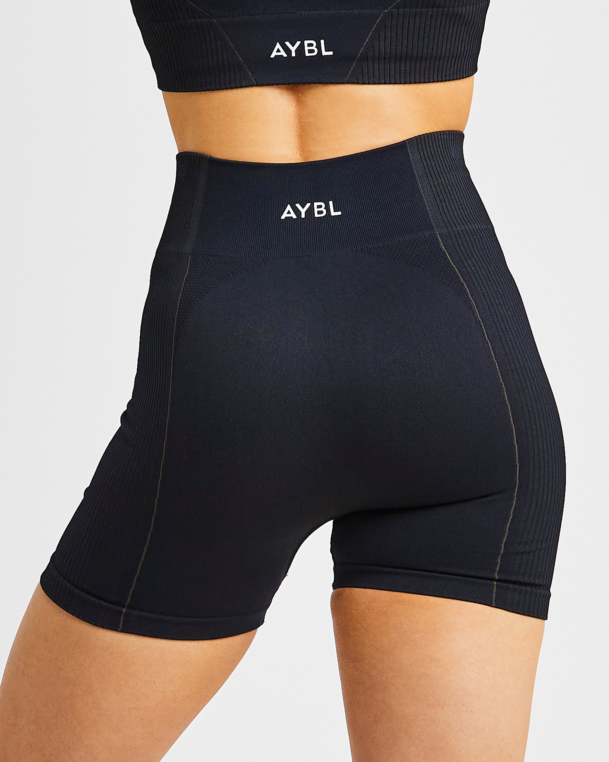 Reflex Seamless Shorts - Black