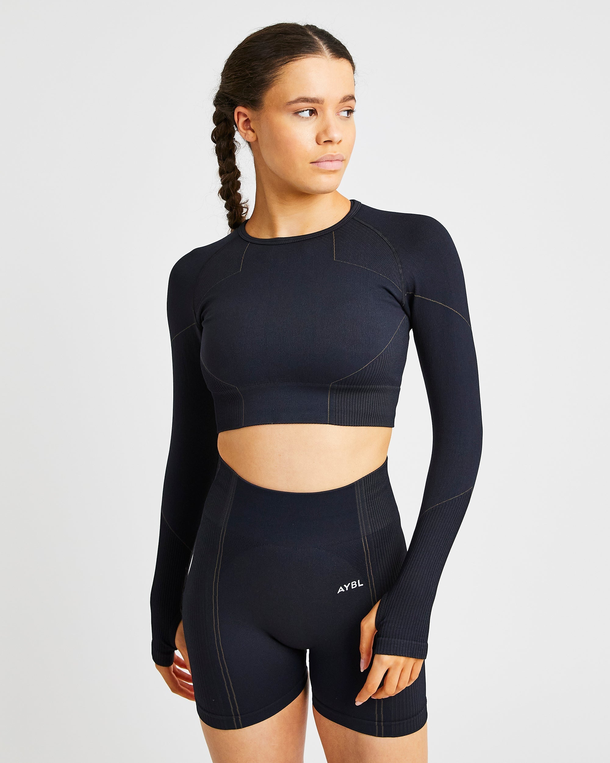 Reflex Seamless Long Sleeve Crop Top - Black